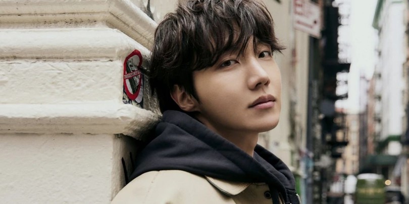 BTS-ის წევრი J-Hope მალე ახალ ალბომსა და დოკუმენტურ სერიალს&nbsp;გამოუშვებს